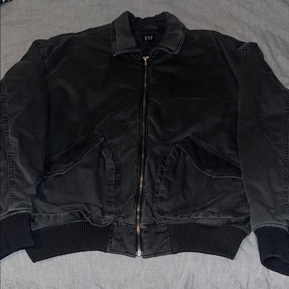 GAP Men's Classic Washed Black Bomber Jacket. Size L